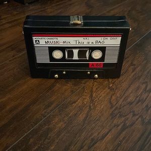 Cassette clutch purse
